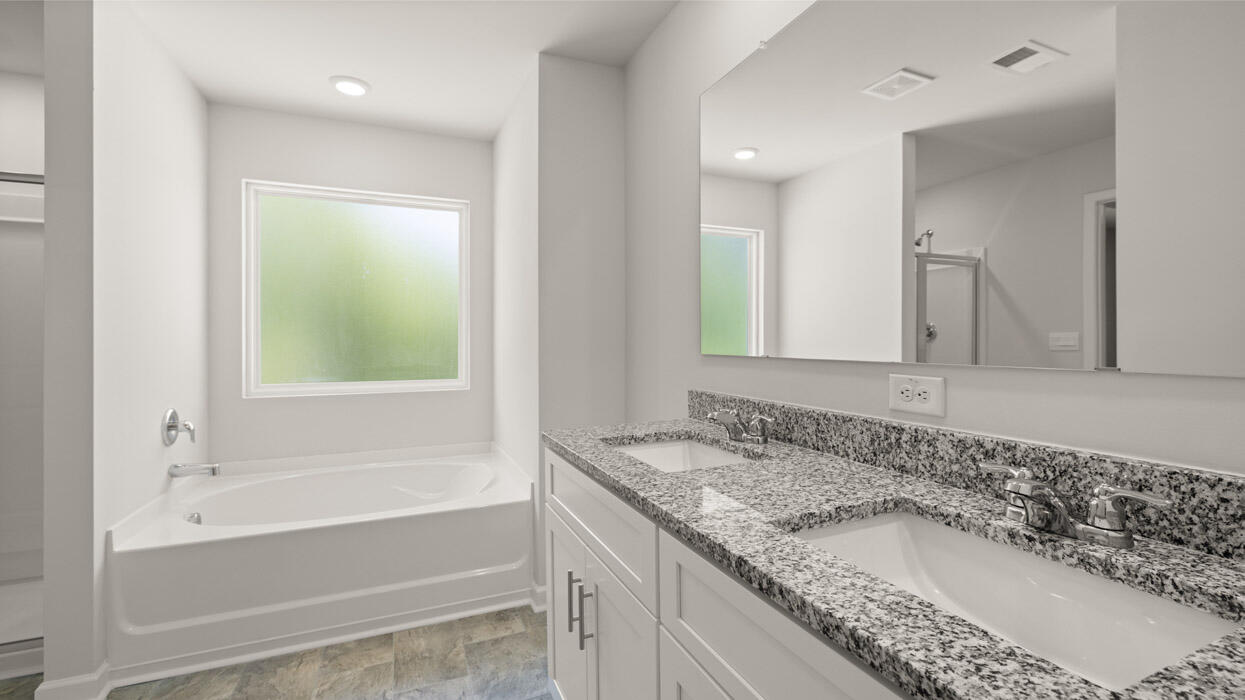2044 Signal Hill Augusta, GA 30906 - Photo 22 of 38 Huge Garden Tub