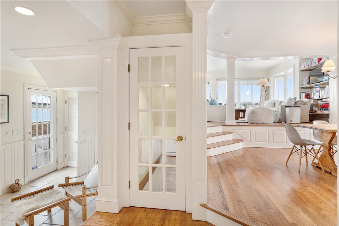 289 Riverside Drive Tiverton, RI 02878 - Photo 12 of 50