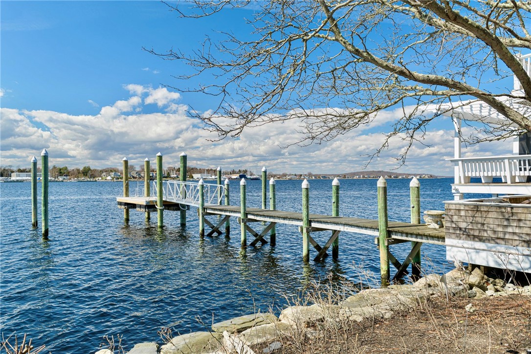 289 Riverside Drive Tiverton, RI 02878 - Photo 2 of 50