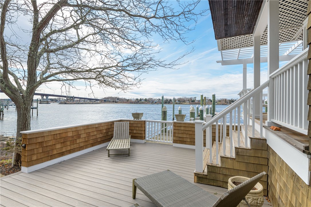 289 Riverside Drive Tiverton, RI 02878 - Photo 4 of 50