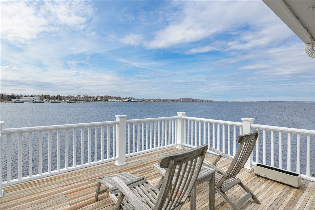 289 Riverside Drive Tiverton, RI 02878 - Photo 9 of 50