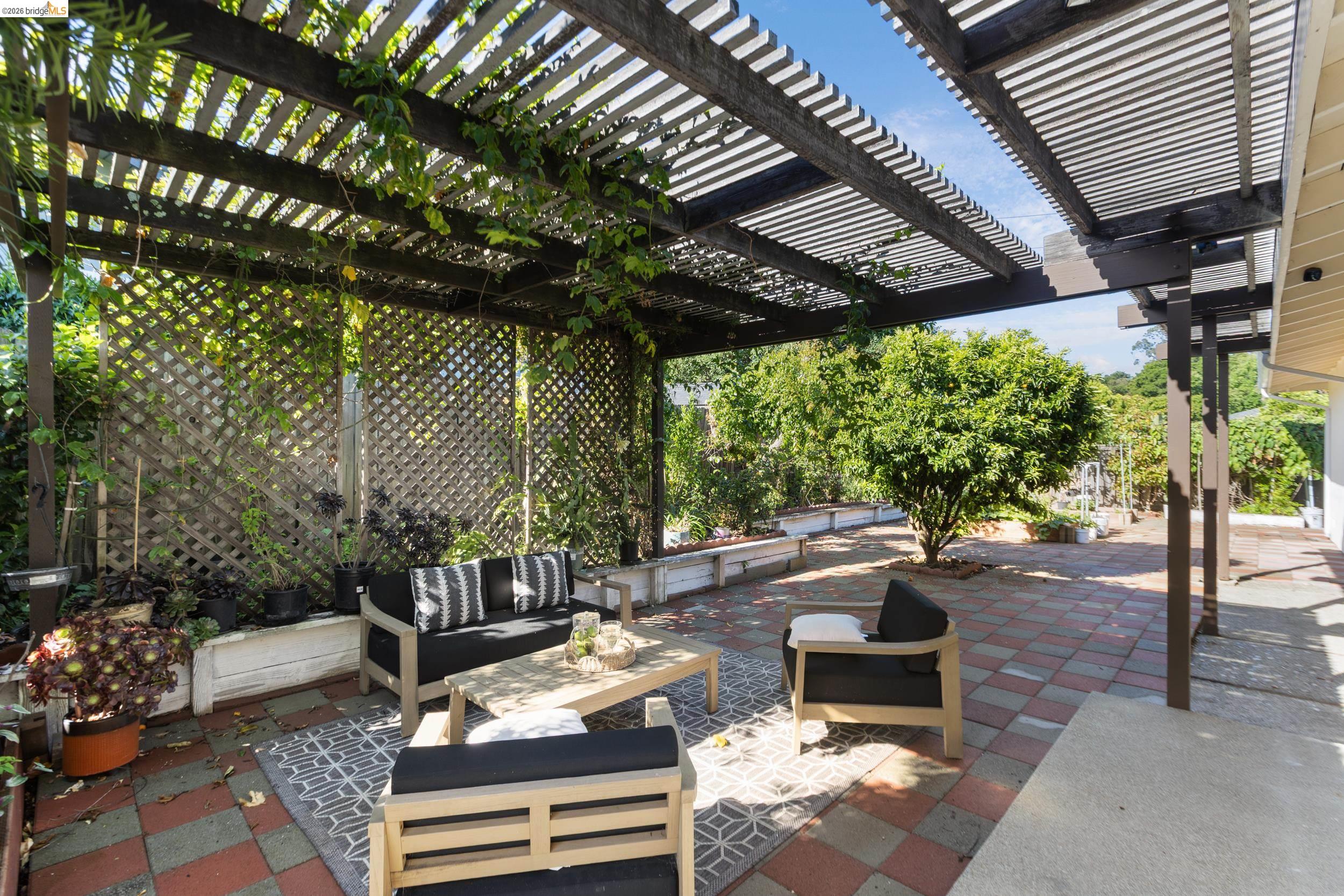 1799 Lefebvre Way Pinole, CA 94564 - Photo 44 of 47