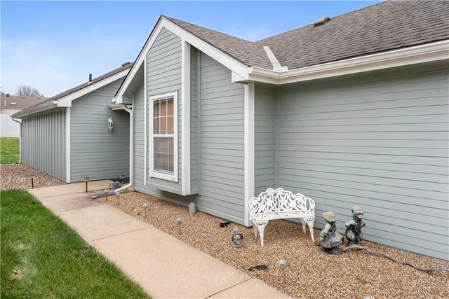 $210,000 | 5222 South Downey Avenue, Independence, MO 64055