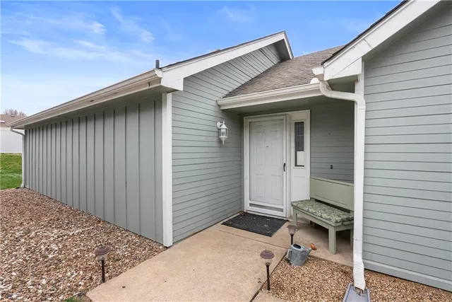 $210,000 | 5222 South Downey Avenue, Independence, MO 64055