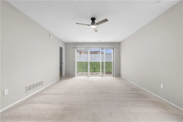 $210,000 | 5222 South Downey Avenue, Independence, MO 64055