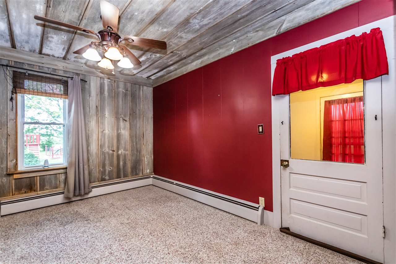 21295 Tullamore Road Delavan, IL 61734 - Photo 5 of 33