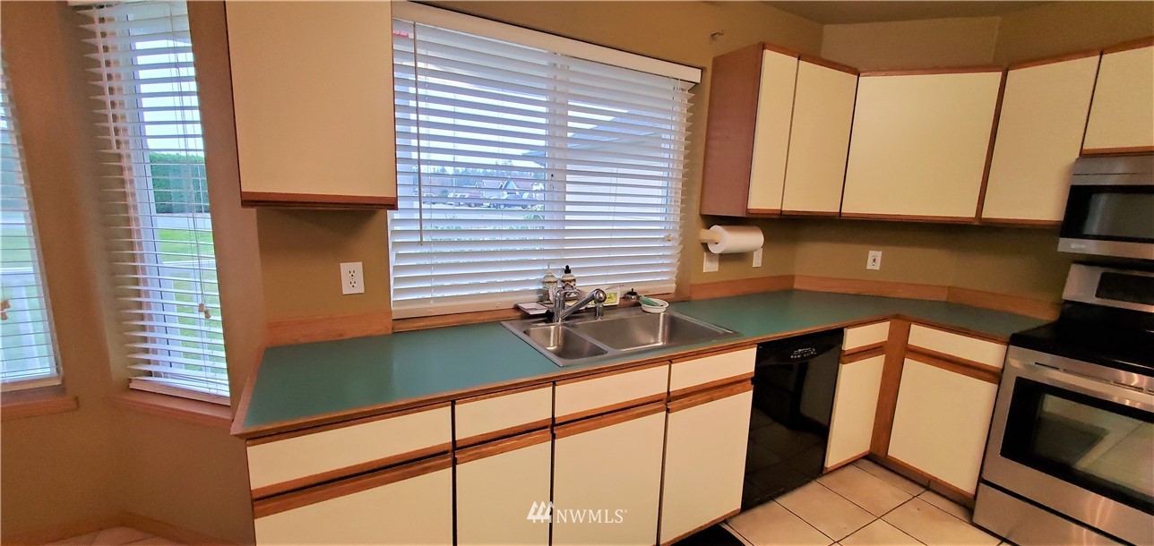 5676 Salish Road Birch Bay, WA 98230 - Photo 13 of 36 Gallery Image 13