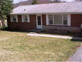 606 Pine Ridge Road Johnson City, TN 37601 - Photo 3 of 9 Photo 3