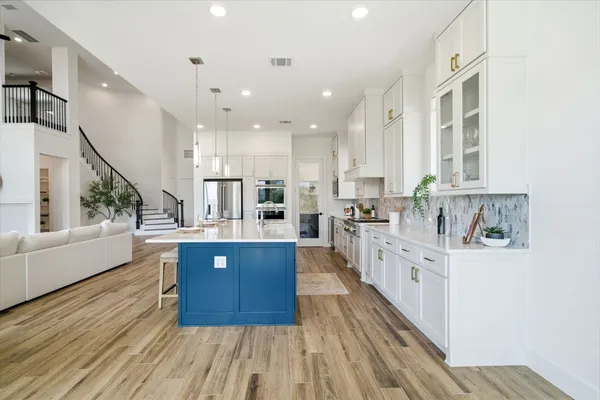 $959,900 | 11006 White Caterpillar Drive, Cypress, TX 77433
