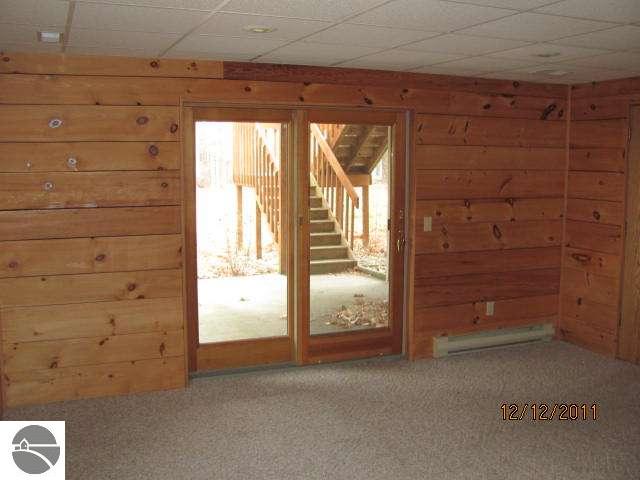 4744 Ridge Crest Road Williamsburg, MI 49690 - Photo 18 of 25 1732426-17.JPG