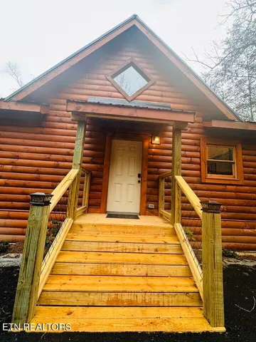 $950,000 | 1642 Misty Holw Way, Gatlinburg, TN 37738