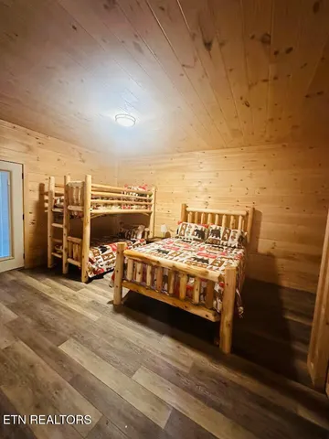 $955,000 | 1642 Misty Holw Way, Gatlinburg, TN 37738