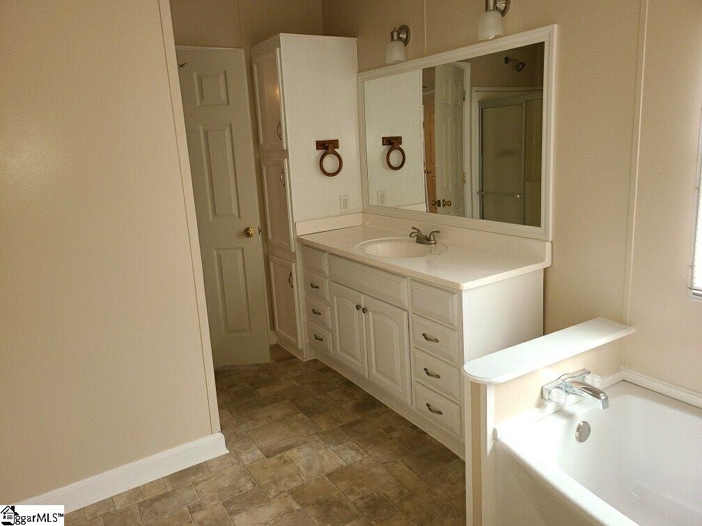 101 Tupelo Way Liberty, SC 29657 - Photo 7 of 18 Gallery Image 7