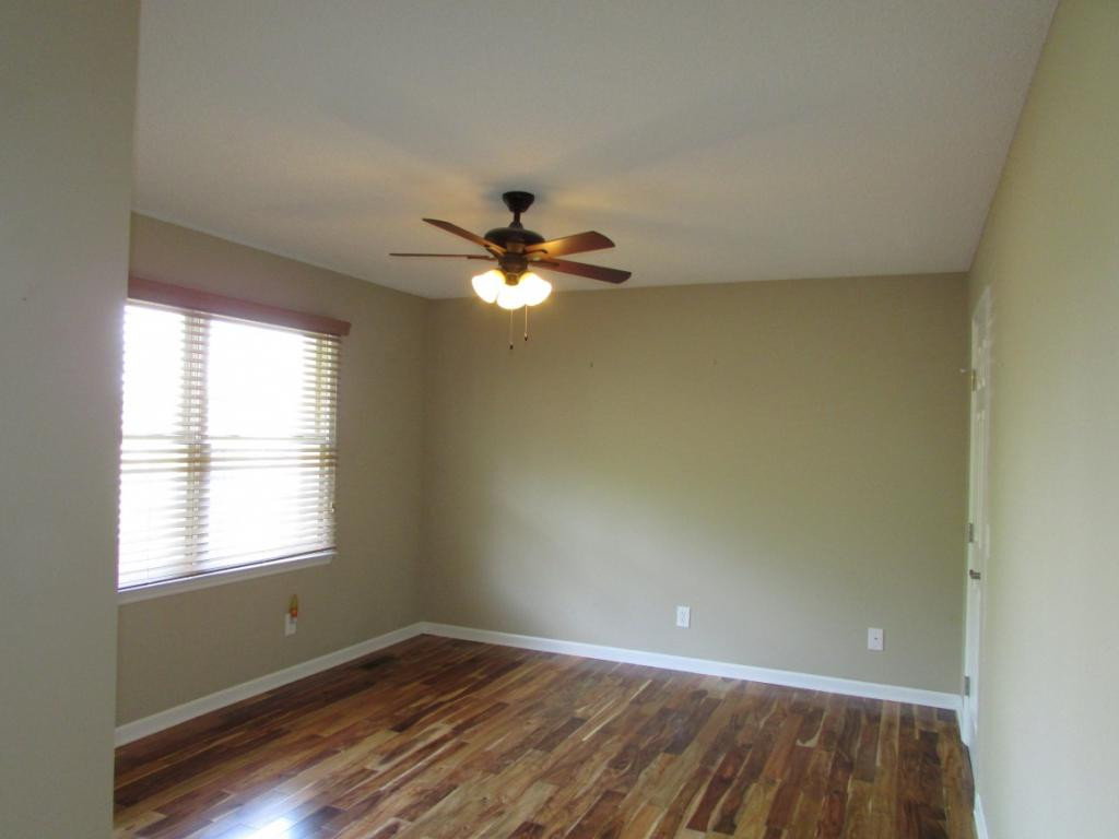 310 Pine Hill Road Elizabethton, TN 37643 - Photo 17 of 23 Photo 17