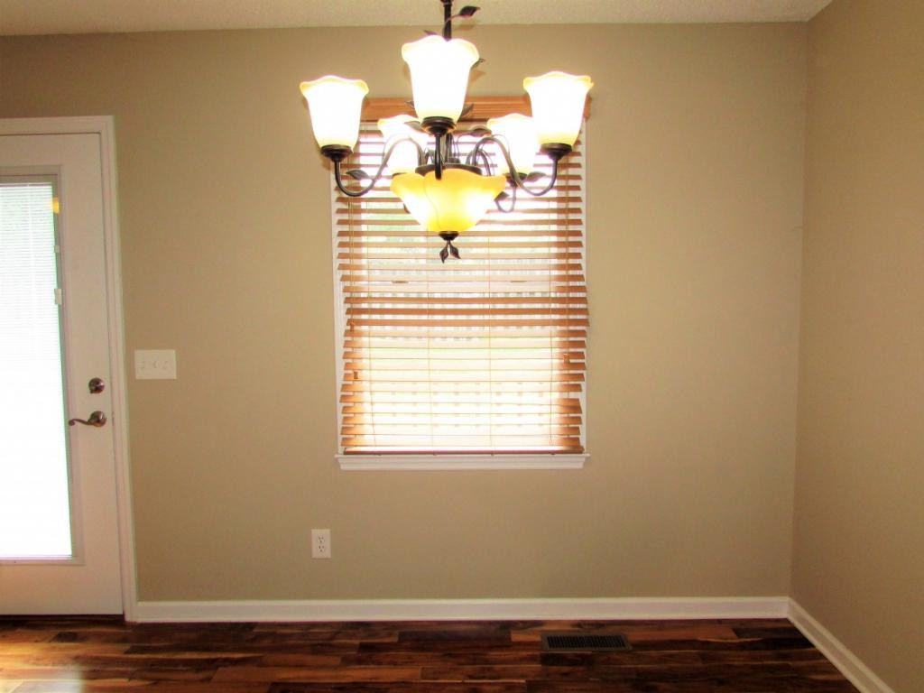 310 Pine Hill Road Elizabethton, TN 37643 - Photo 7 of 23 Photo 7