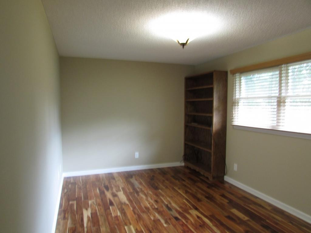 310 Pine Hill Road Elizabethton, TN 37643 - Photo 10 of 23 Photo 10