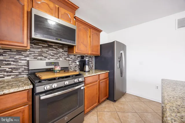 $379,900 | 7 Plymouth Court, Bordentown, NJ 08505