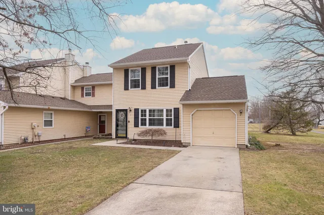 $379,900 | 7 Plymouth Court, Bordentown, NJ 08505