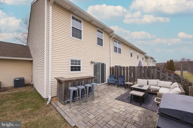 $379,900 | 7 Plymouth Court, Bordentown, NJ 08505