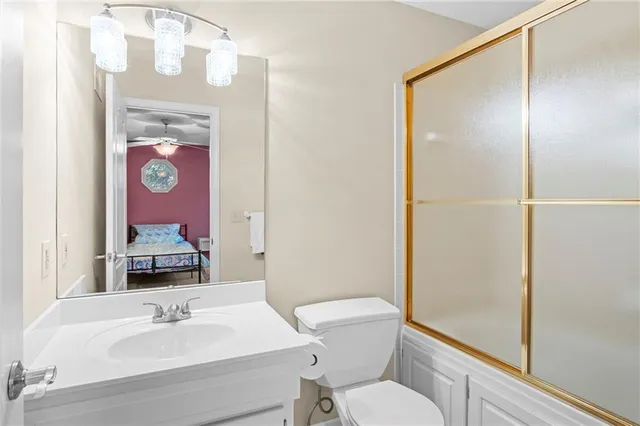 $800,000 | 4421 West 150th Street, Leawood, KS 66224