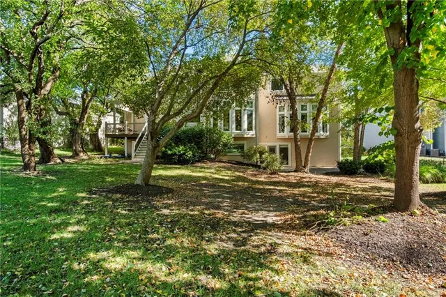 $800,000 | 4421 West 150th Street, Leawood, KS 66224