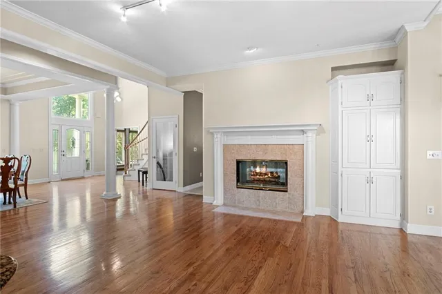 $800,000 | 4421 West 150th Street, Leawood, KS 66224