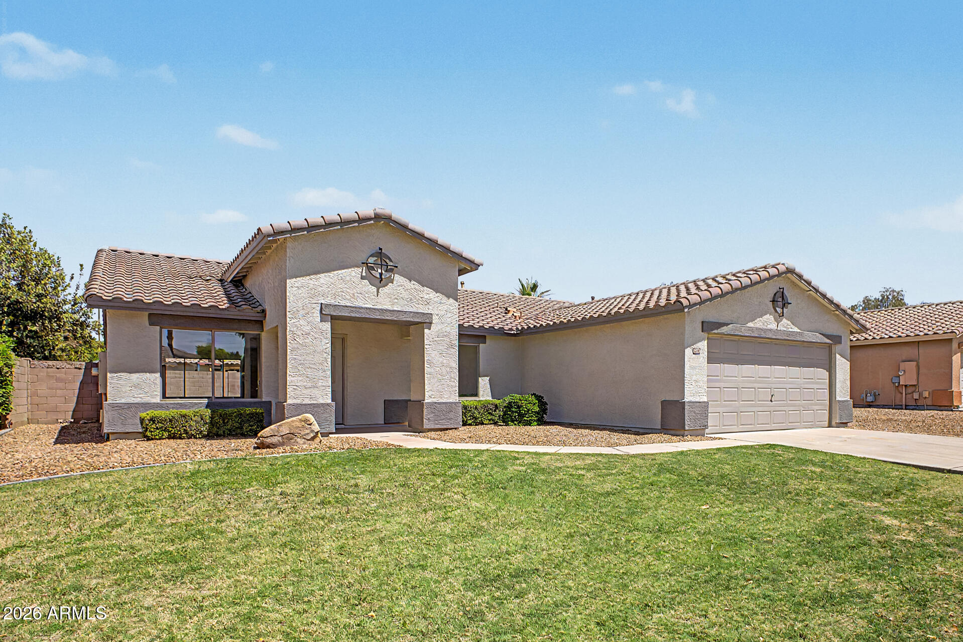 2554 East Morgan Court Gilbert, AZ 85295 - Photo 2 of 38 Front