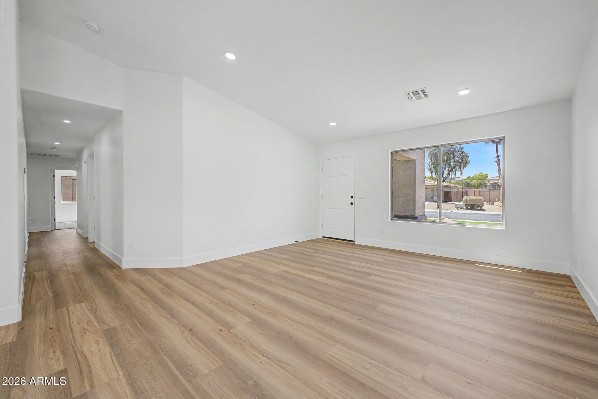 2554 East Morgan Court Gilbert, AZ 85295 - Photo 6 of 38 Living Room/Great Room