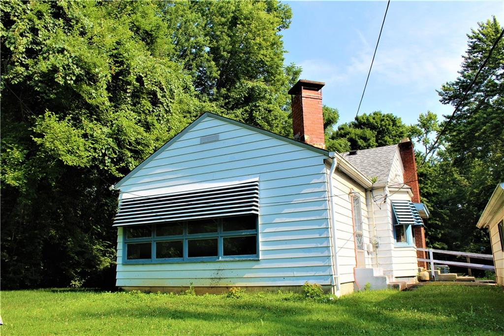 37 West Roberts Road Indianapolis, IN 46217 - Photo 3 of 18 Gallery Image 3