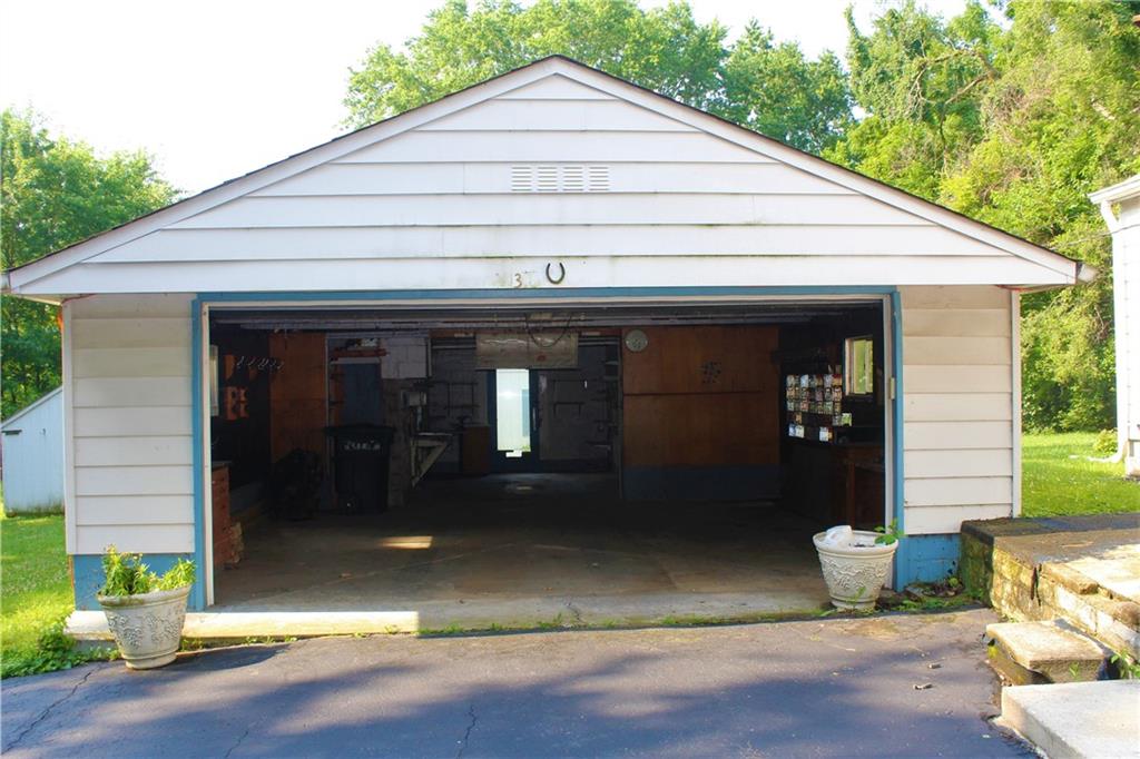 37 West Roberts Road Indianapolis, IN 46217 - Photo 6 of 18 Gallery Image 6