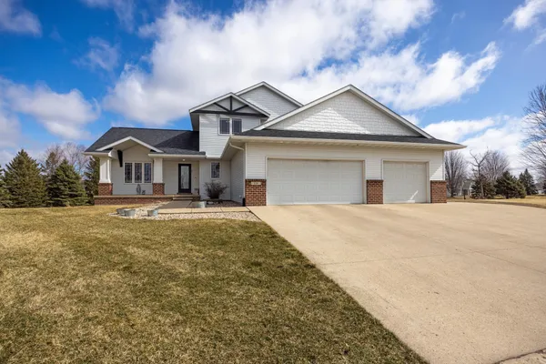$625,000 | 120 Callaway Court, Mankato, MN 56001