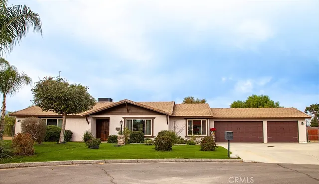 $857,000 | 30225 Amber Lane, Hemet, CA 92543