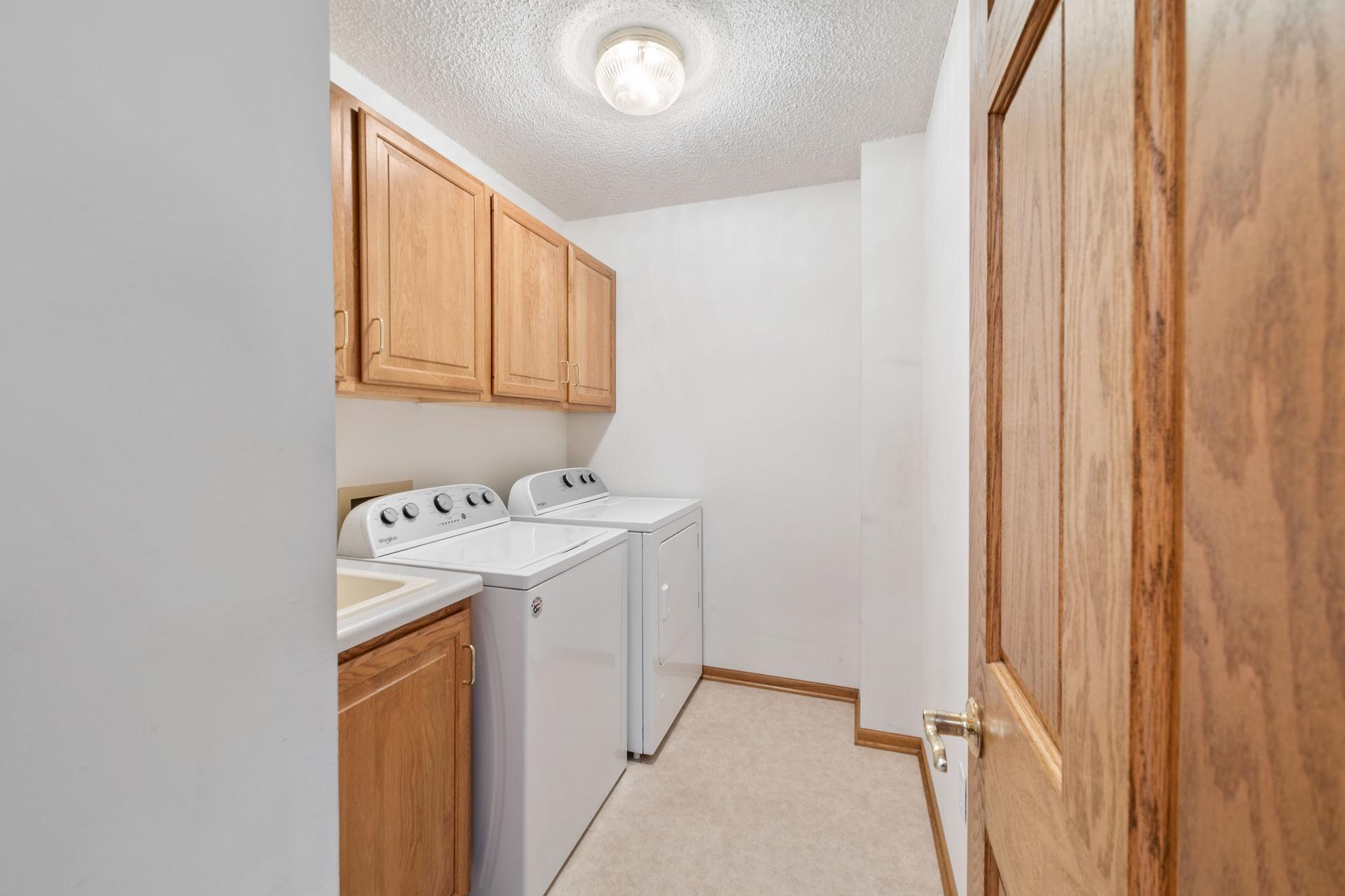 8111 Kimberly Lane North Maple Grove, MN 55311 - Photo 13 of 39