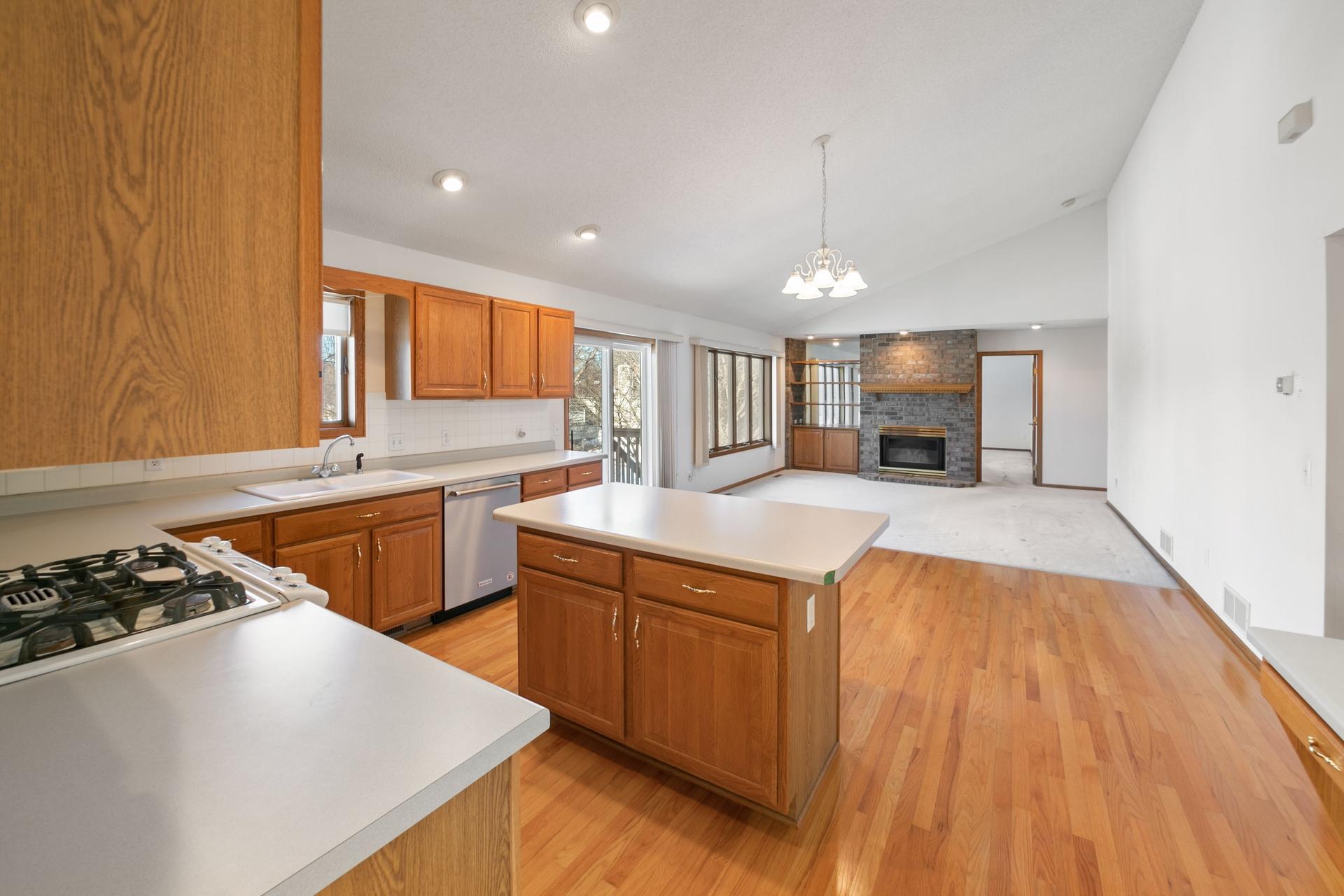 8111 Kimberly Lane North Maple Grove, MN 55311 - Photo 17 of 39