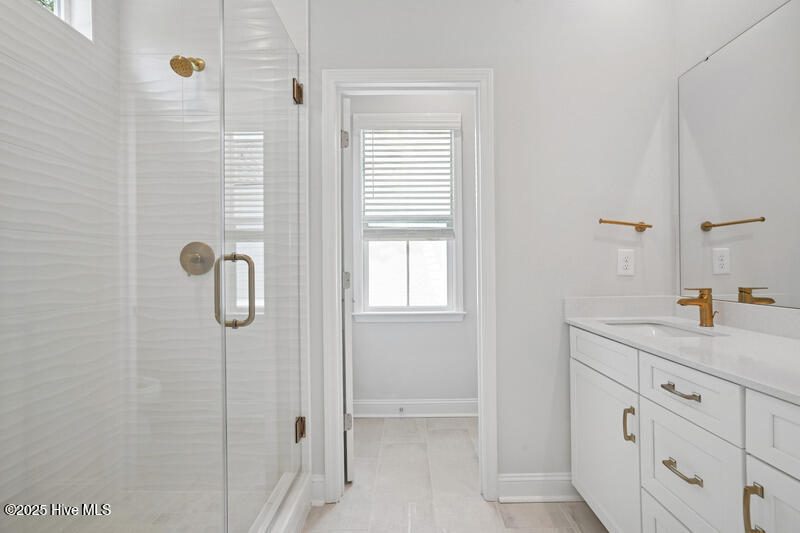 2523 Hillbourne Loop, Unit 32 North Myrtle Beach, SC 29582 - Photo 11 of 31 Primary Bath