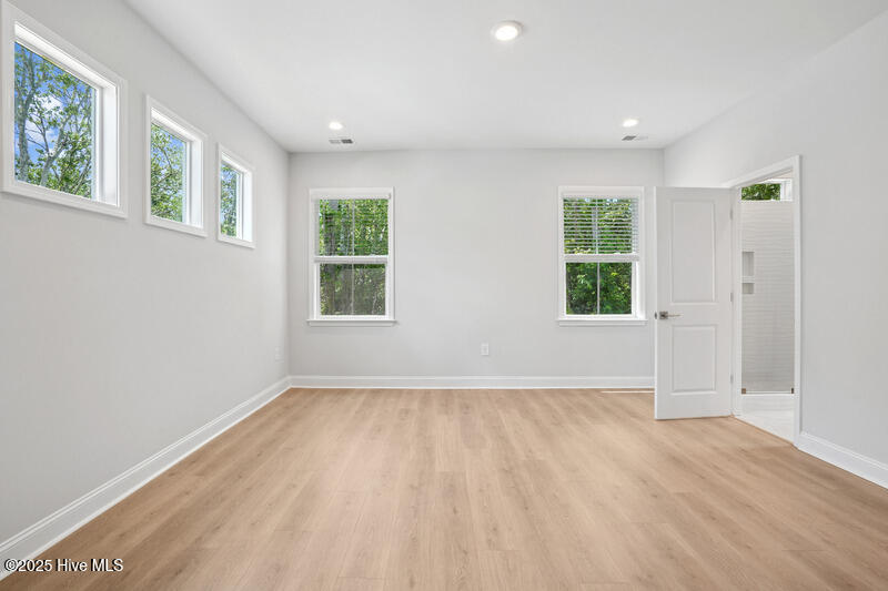 2523 Hillbourne Loop, Unit 32 North Myrtle Beach, SC 29582 - Photo 9 of 31 Primary Bedroom