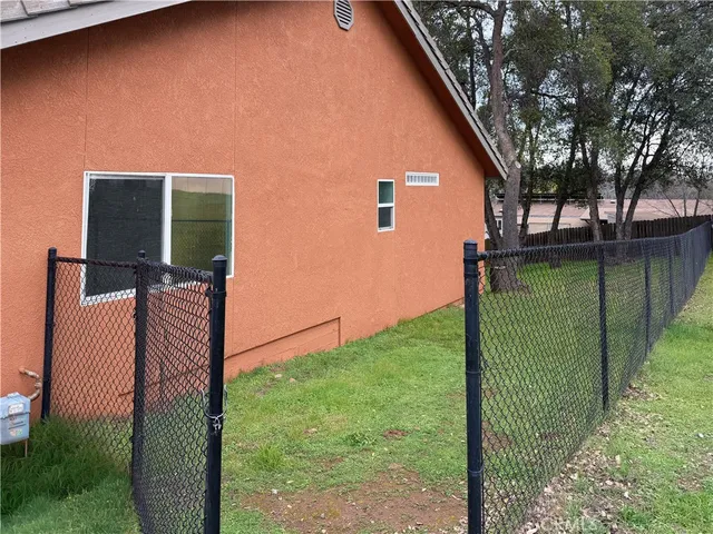 a view of outdoor space