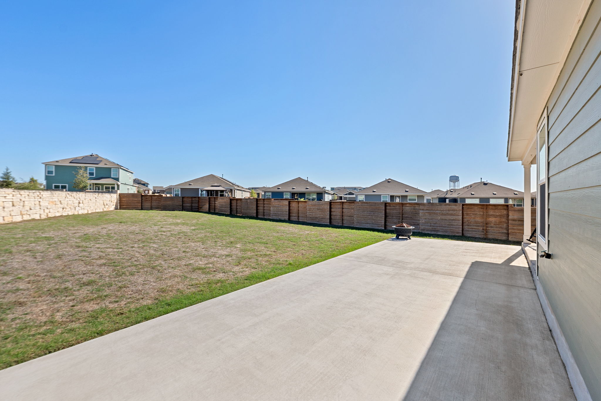 405 Doherty Kyle, TX 78640 - Photo 3 of 40 Great area for an outdoor kitchen!