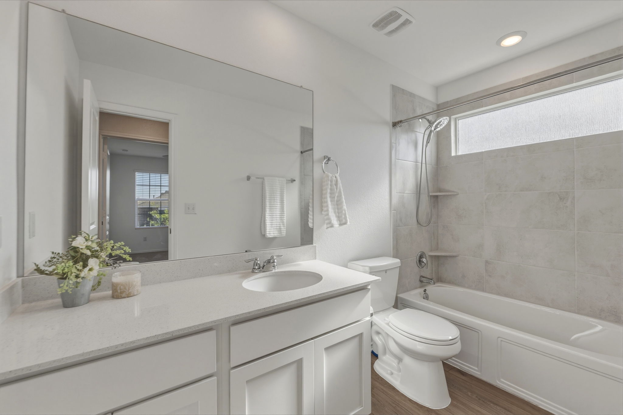 405 Doherty Kyle, TX 78640 - Photo 8 of 40 Secondary bathroom for guest room/office in the front of the home