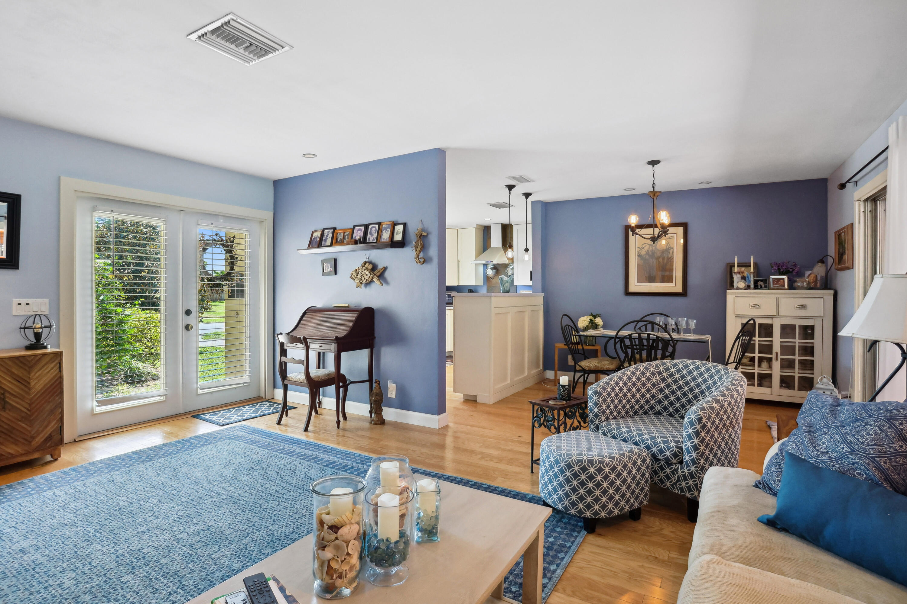 1401 Southwest 4th Street Boca Raton, FL 33486 - Photo 7 of 15 diningroomlivingroom