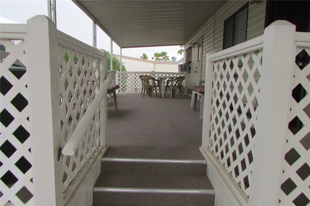 2000 Ramar Road, Unit 518 Bullhead City, AZ 86442 - Photo 4 of 37 Patio