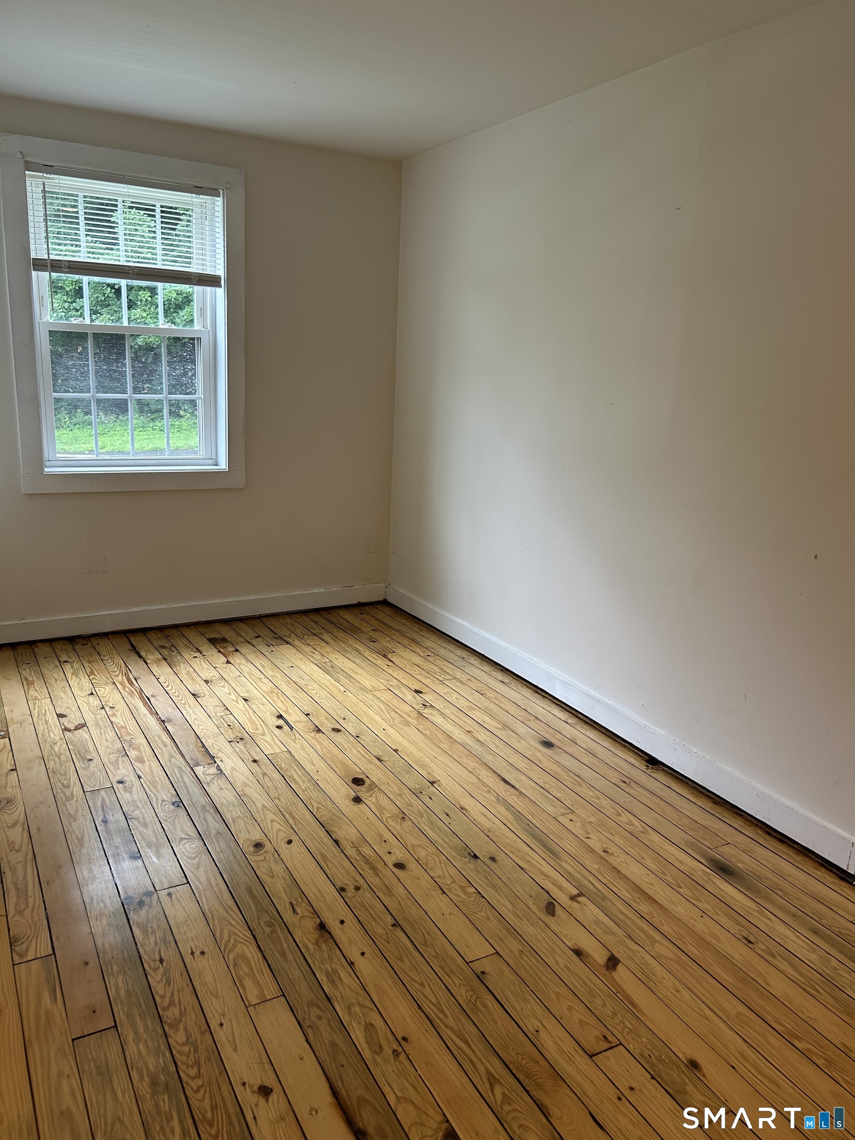 4-2 Weekeepeemee Road, Unit 2 Woodbury, CT 06798 - Photo 12 of 16