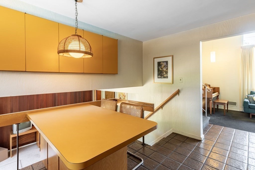 17 Longstreet Road Peabody, MA 01960 - Photo 11 of 36 Gallery Image 11