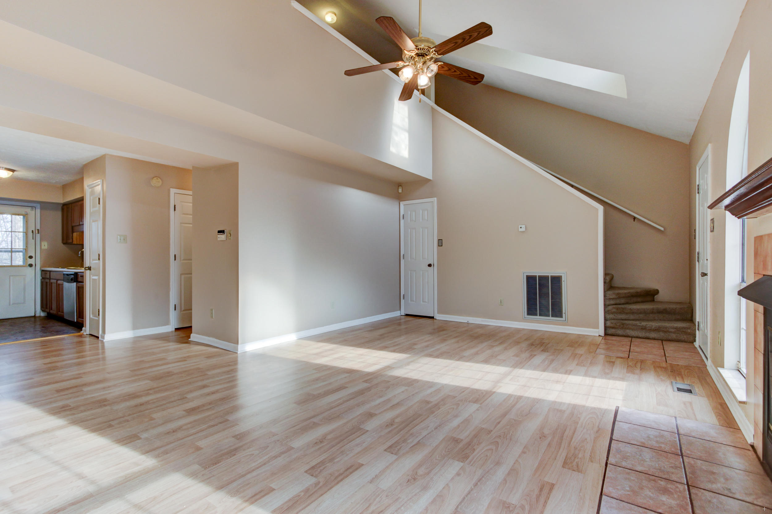 123 High Point Lane Oak Ridge, TN 37830 - Photo 3 of 14 Positive Perceptions-4