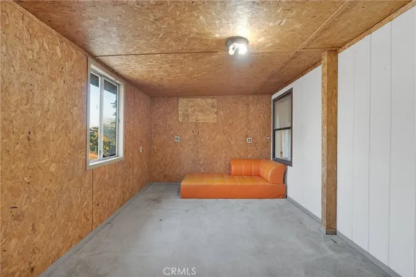 a view of a room with an empty space