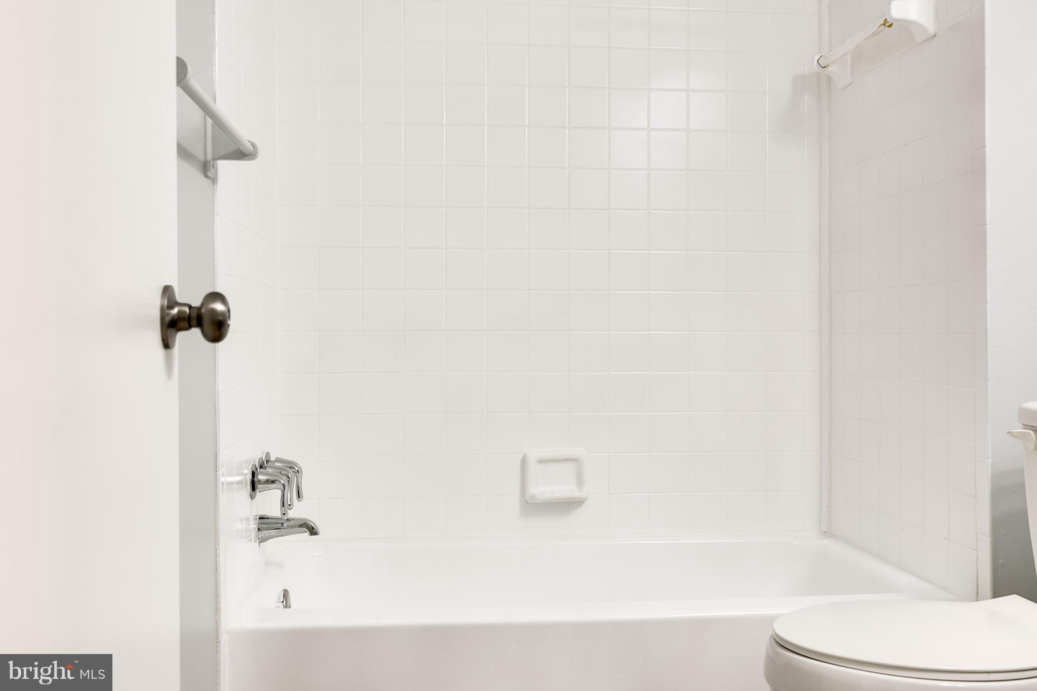 13110 North Point Lane Laurel, MD 20708 - Photo 21 of 30 Bath