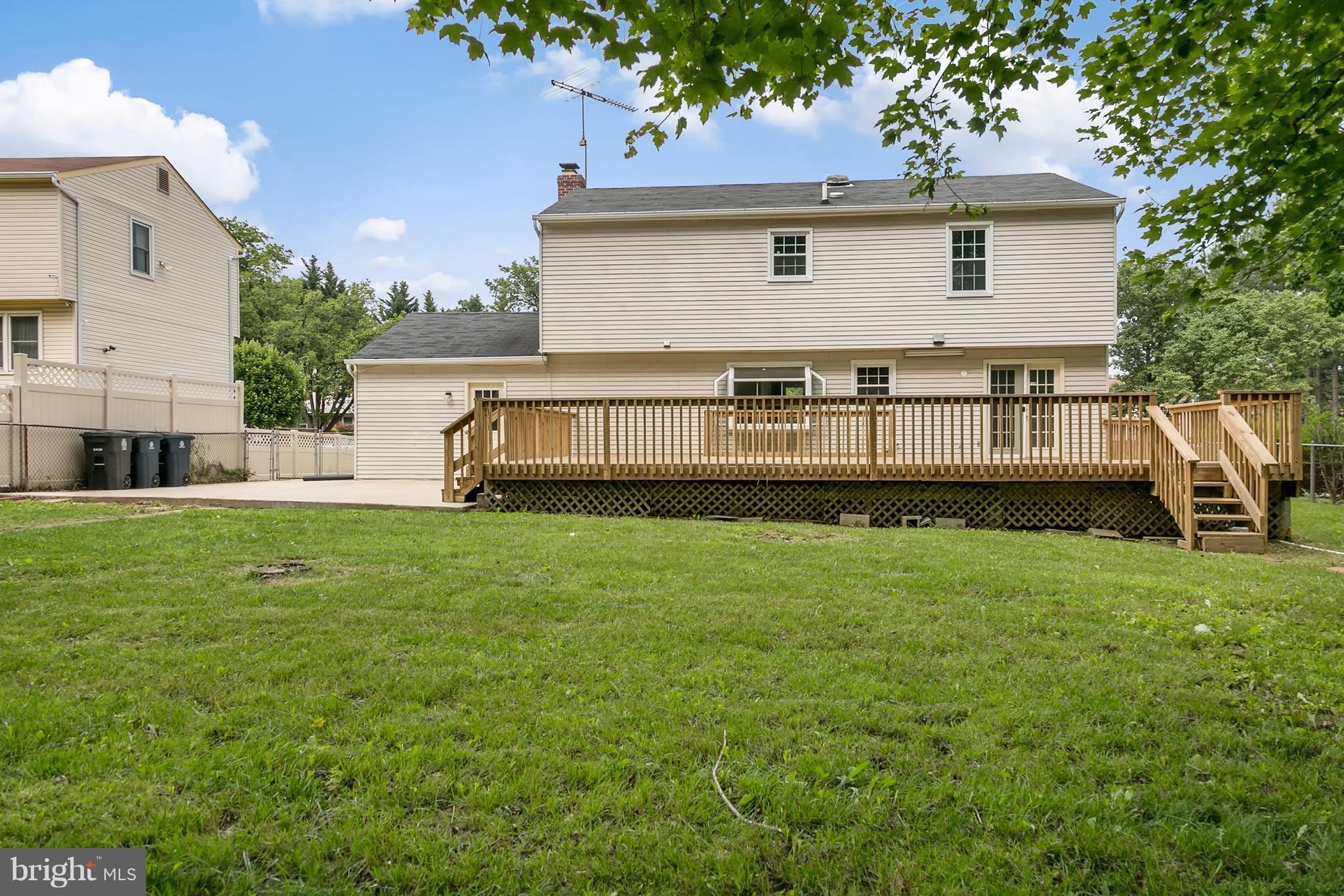 13110 North Point Lane Laurel, MD 20708 - Photo 30 of 30 Exterior (Rear)