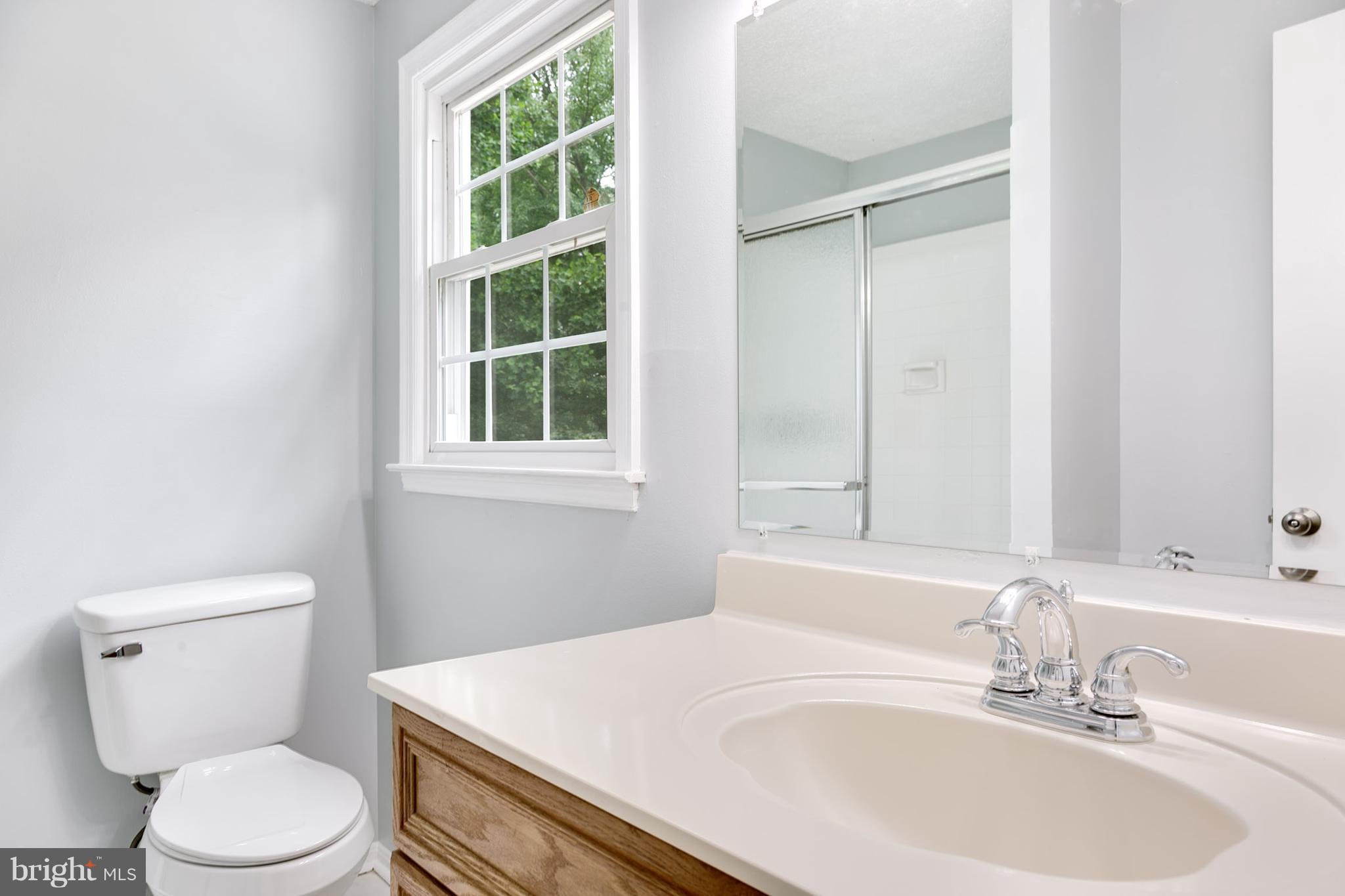 13110 North Point Lane Laurel, MD 20708 - Photo 10 of 30 Bath (Master)