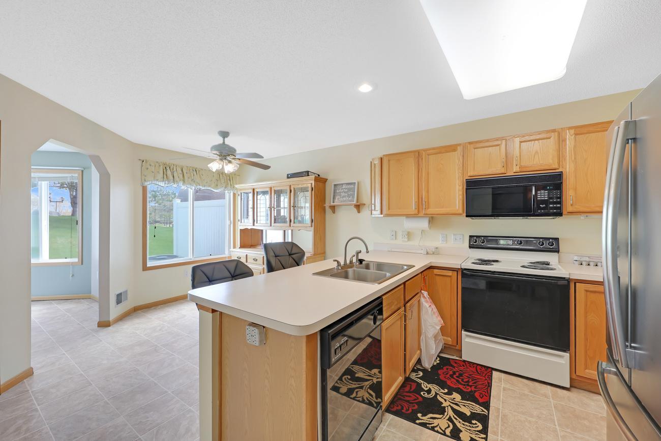9462 Prairieview Trail North Champlin, MN 55316 - Photo 2 of 27