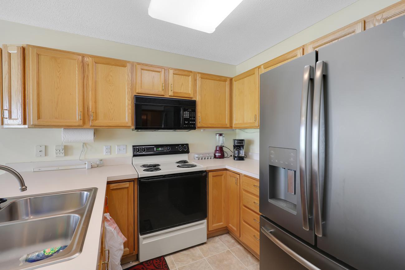 9462 Prairieview Trail North Champlin, MN 55316 - Photo 3 of 27
